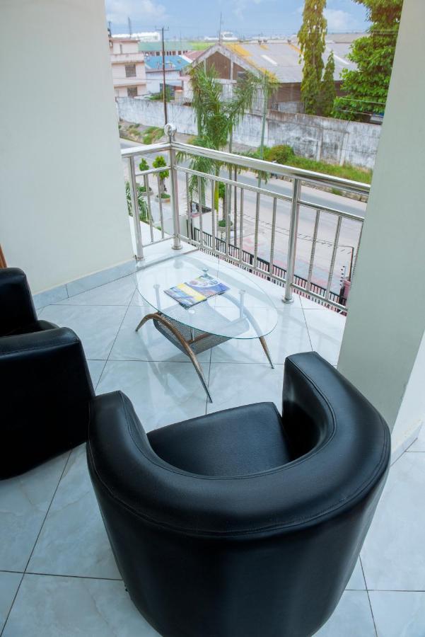Airport Transit Lodges Daressalam Exterior foto